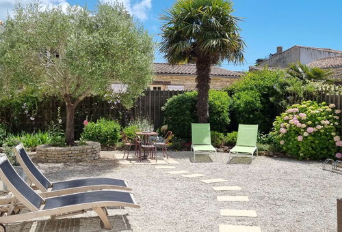 Villa on one level, at a place called La Passe