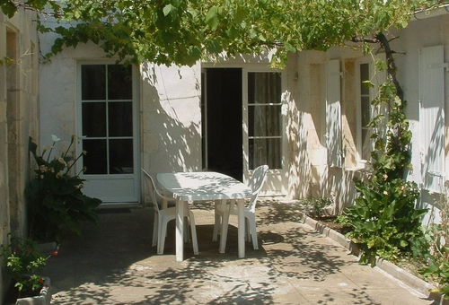 House in the heart of Saint Martin