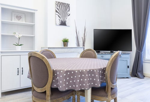 Agréable appartement dans un immeuble de standing à 5mn du Palais