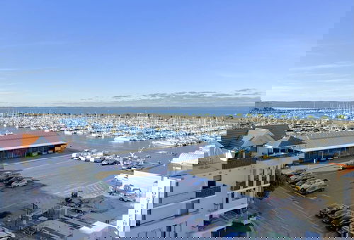 View over the harbor - Arcachon.