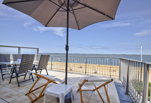 SEA VIEW AND DIRECT ACCESS to THE ARCACHON BASIN