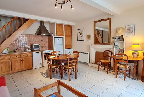 Petite maison réthaise en centre village