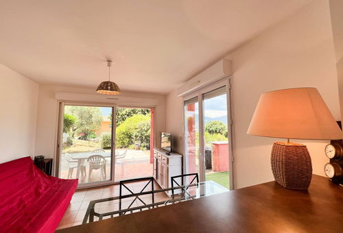 Apartment close to the center and beaches.