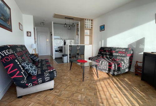 STUDIO - FACE MER - ENTRE DE GAULLE ET LAJARRIGE