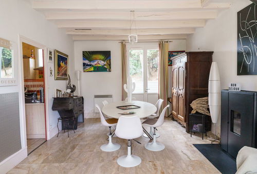 à 500 m de la plage.