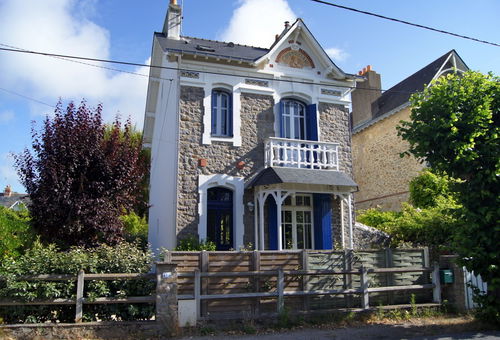 Jolie et confortable villa de caractère.