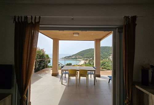 Air conditioned villa, with 2 bedrooms and a sofa bed in the living room, for...