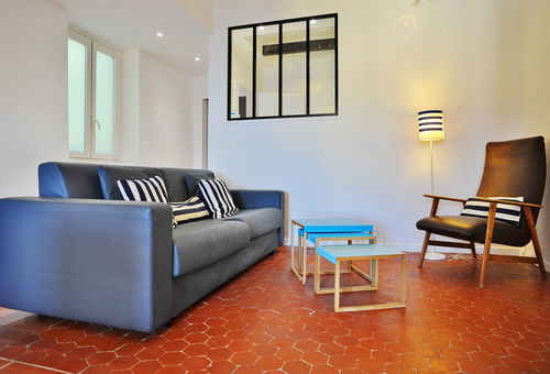 Appartement spacieux face à la mer dans le Vieux Nice