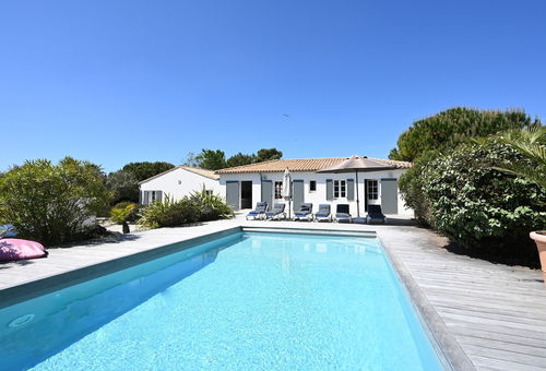 Villa À la décoration chaleureuse proche de la plage a deux pas du centre...