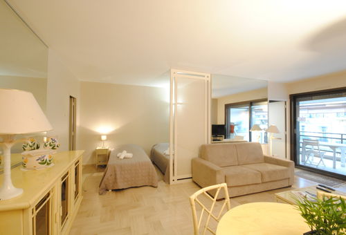 LEF516 / Spacieux Studio Terrasse