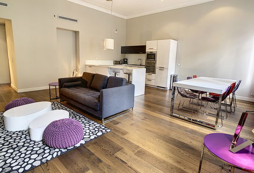 CIR3374 / SPACIEUX 3 PIECES RUE D'ANTIBES / LE CID