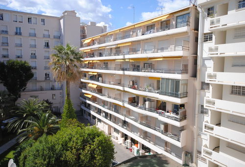 SOM2151 / Palais Rouaze / 2P