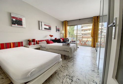 Studio 150m from the Croisette and beaches