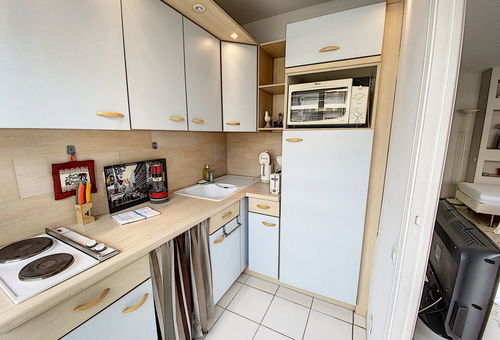 Studio 150m from the Croisette and beaches