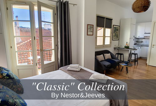 A large studio ideally located in the heart of the Carré d&#39;Or in Nice.