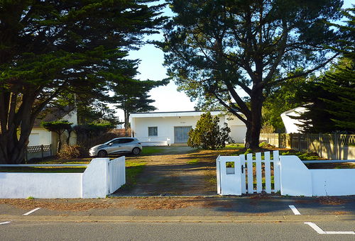 Pleasant house with enclosed garden close to the beach