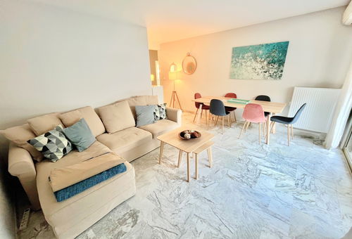 Apartment with parking near the Croisette
