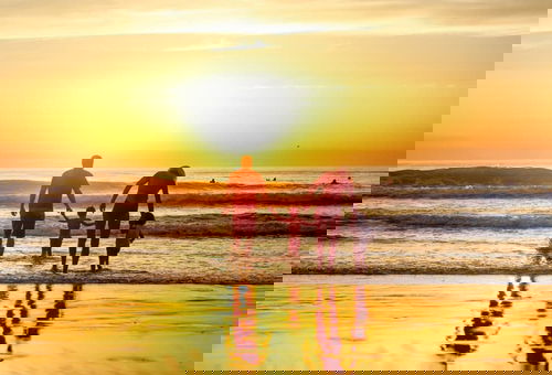 Cote Atlantique, à proximité des activités pleine nature : surf, planche à...