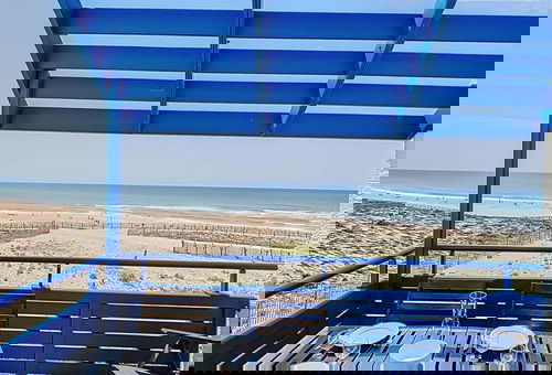 Lacanau bénéficie d'une situation privilégiée entre océan, lac et forêt....