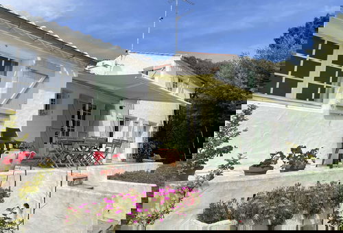 House in beautiful surroundings, with garden, close to the beach and shops -...