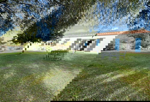 Barbâtre (85) - Red Cross sector
3-room house - approximately 70 m² - up to...