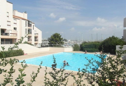 Appartement avec balcon, proche des commerces et de la plage - La Rochelle
