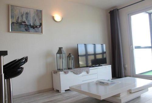 Beautiful flat overlooking Lac des Minimes, close to the beach and shops - La...