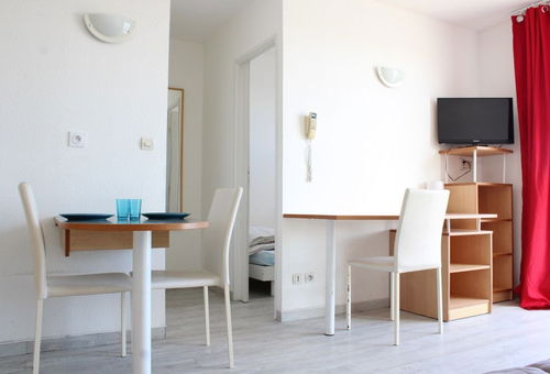 Appartement situé au coeur du quartier des Minimes, proche de la plage et des...