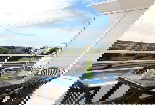 Flat located in the heart of the Minimes district, close to the shops and the...