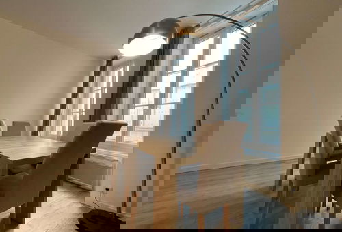 Beautiful apartment ideally located on the old port, close to the beach and...