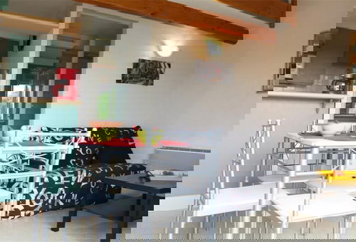 Flat located in the heart of the Minimes district and close to the marina -...