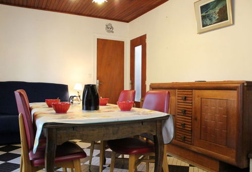 House located in a quiet area, close to the beach and shops - Saint Pierre...