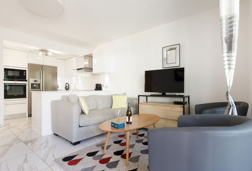 In the center of Cannes, very nice apartment with large terrace in a...