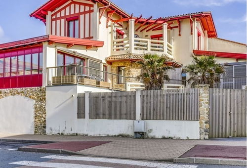 You will appreciate the beach really close and the activities in high season...