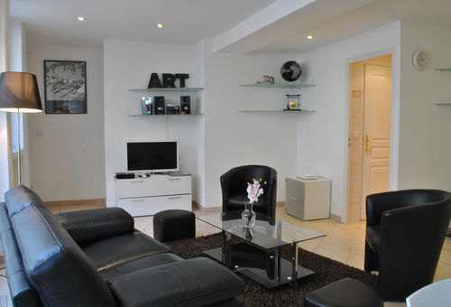 Duplex apartment 1 minute from the Palais, the Croisette and the beaches