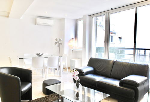 3 bedroom apartment 1 minute from the Palais, the Croisette and the beaches