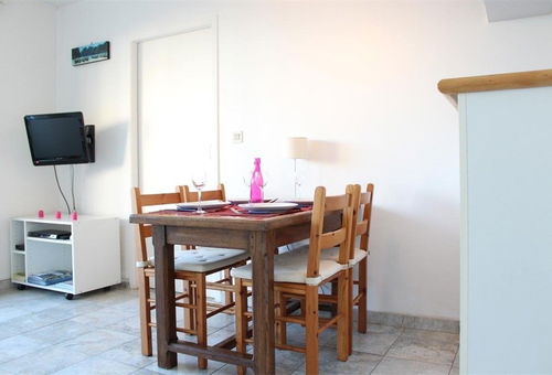 Apartment im Herzen von Minimes, nahe am Strand und gegenüber dem Hafen von...