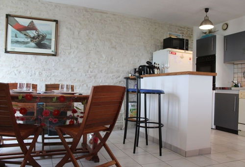 Ile de Ré - SAINT MARTIN DE RE(17) -  Appartement
Appt 2 pièces - 58 m²...