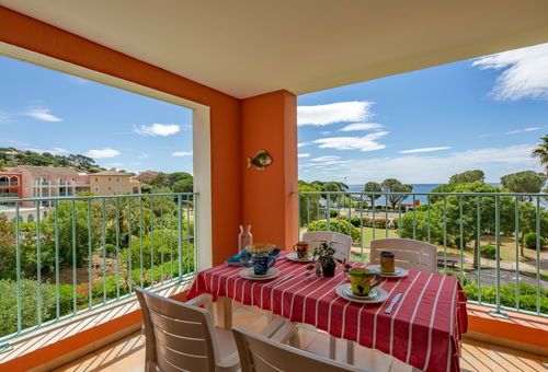 Apartment 2 bedroom Roquebrune-sur-argens
