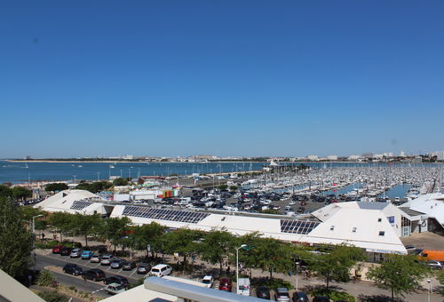 Flat with balcony overlooking the port, close to shops and beach - La Rochelle
