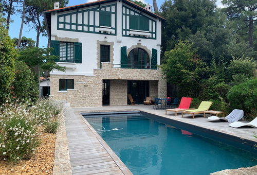 Superb Entirely Renovated Villa, Close To The Tennis Garden In La Baule.