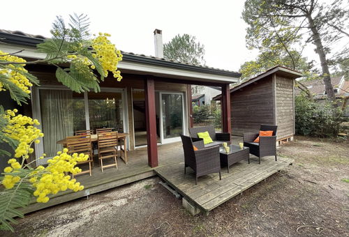 In the heart of the pine forest, in a residence with quick access to bicycle...