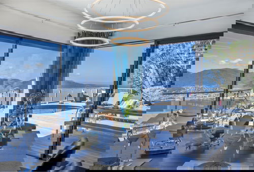 Luxury villa, exceptional view of the Gulf of Valinco