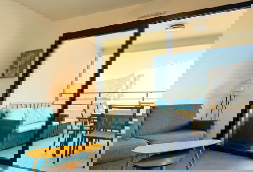 Beautiful apartment on the seafront.