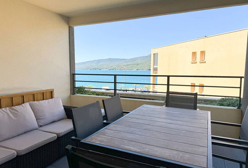 Beautiful apartment on the seafront.