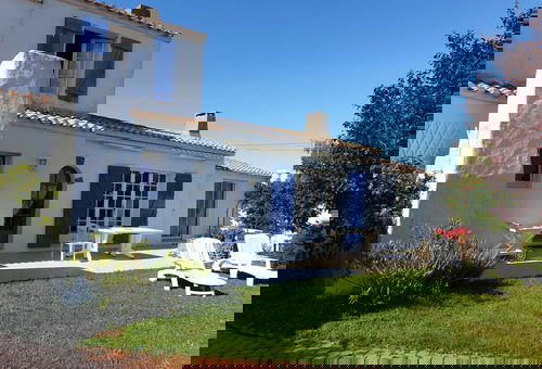 Maison avec jardin clos située à proximté de la plage et des commerces - La...