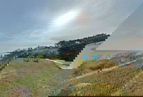 Noirmoutier en l'Ile (85) - Quartier du Vieil - Face à la mer 
Maison 4...