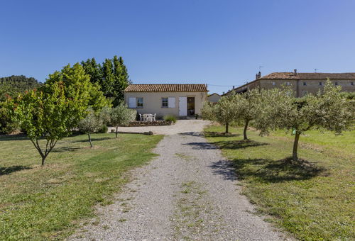Villa 2 bedroom Villelaure