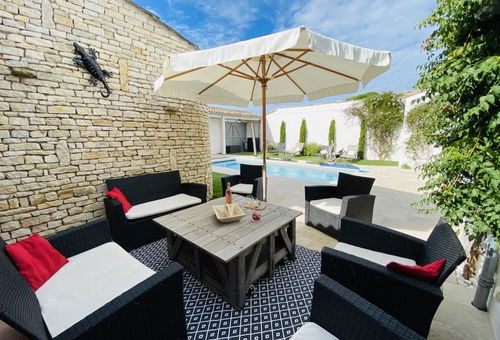 Dans cette villa de charme, chaque espace est parfaitement équipé afin que...