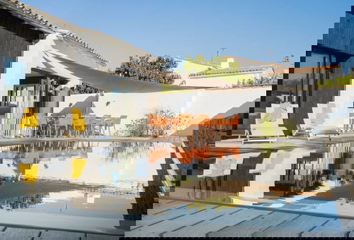 Dans le magnifique village de La Flotte sur l'ile de Ré.